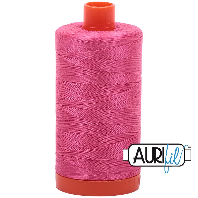 Fil à courtepointe Aurifil Coton 50wt - View 113