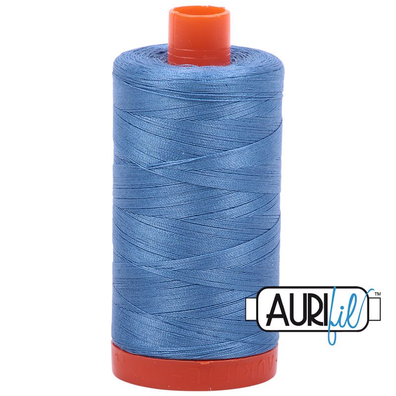 Fil à courtepointe Aurifil Coton 50wt - View 139