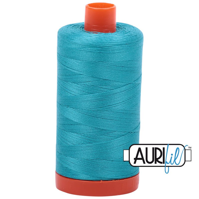 Fil à courtepointe Aurifil Coton 50wt - View 152