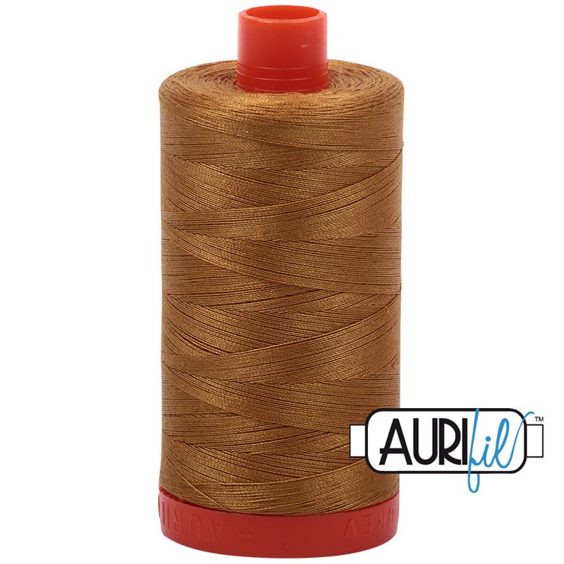 Fil à courtepointe Aurifil Coton 50wt - View 183