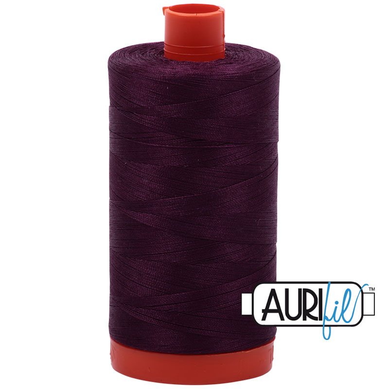 Fil à courtepointe Aurifil Coton 50wt - View 24