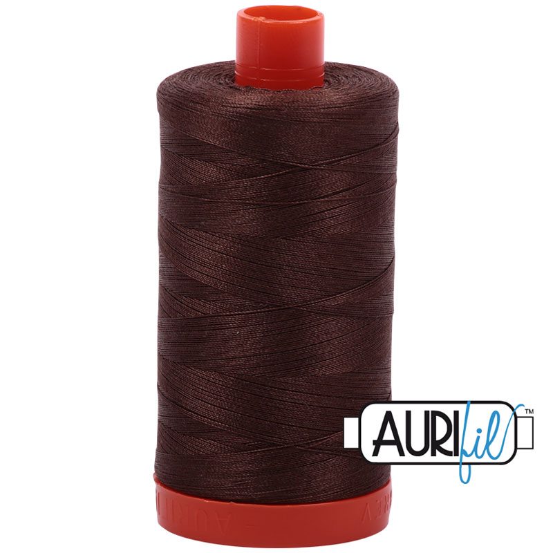 Fil à courtepointe Aurifil Coton 50wt - View 28