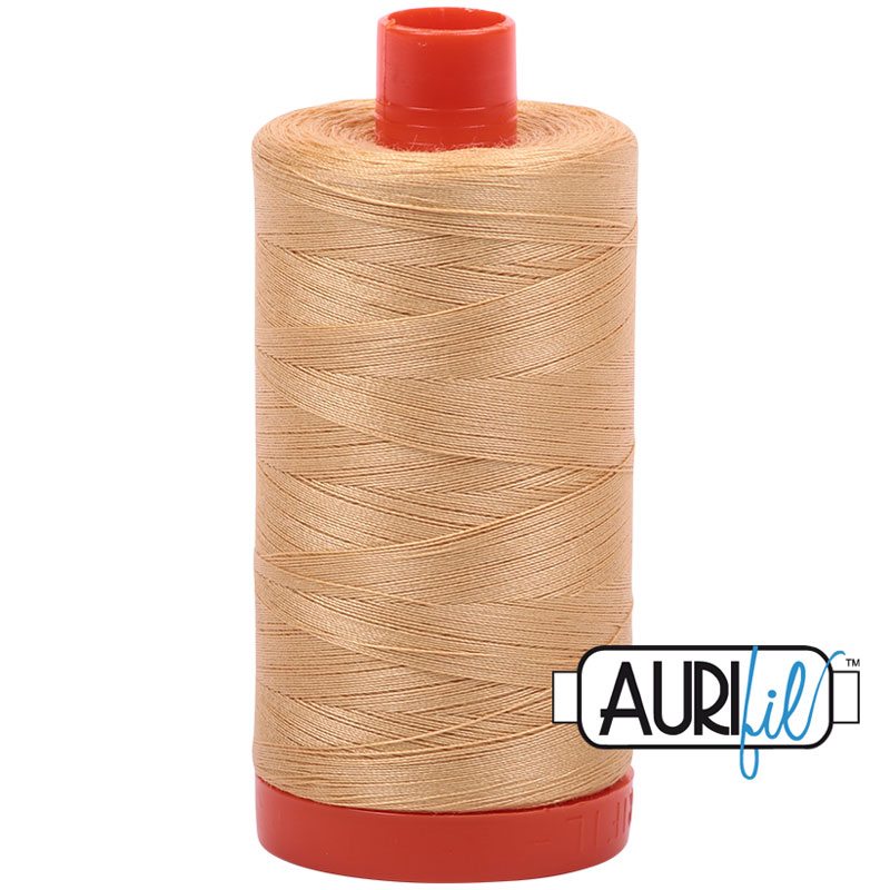 Fil à courtepointe Aurifil Coton 50wt - View 232