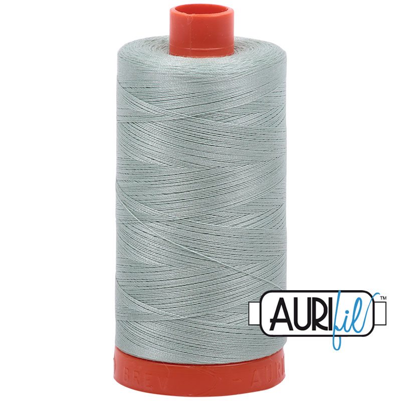 Fil à courtepointe Aurifil Coton 50wt - View 245