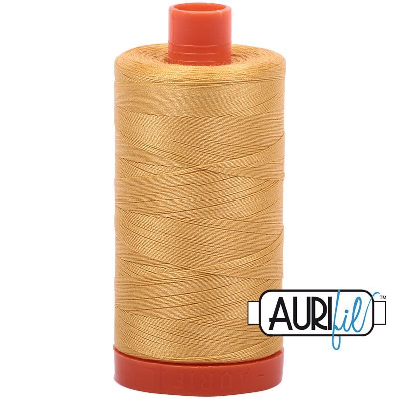 Fil à courtepointe Aurifil Coton 50wt - View 44