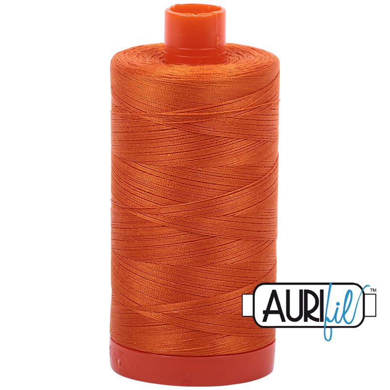 Fil à courtepointe Aurifil Coton 50wt - View 48