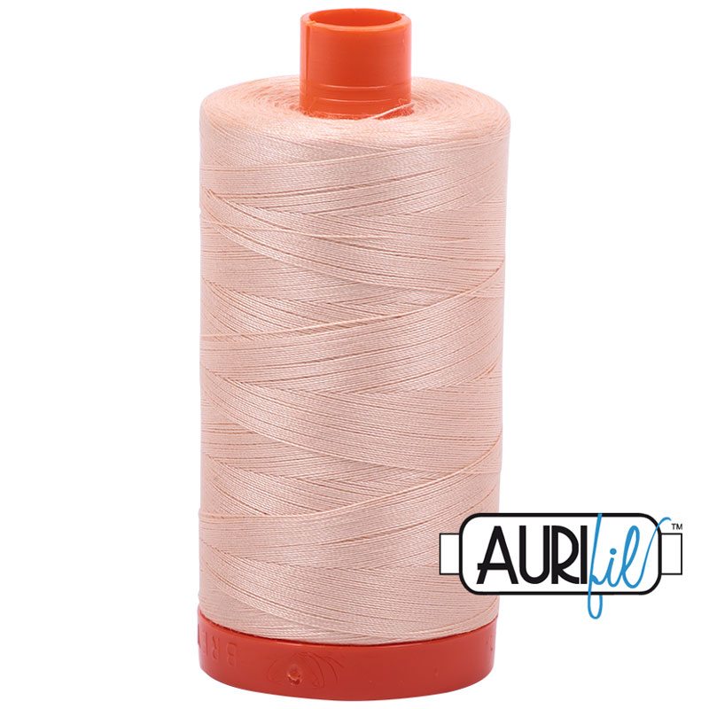 Fil à courtepointe Aurifil Coton 50wt - View 50