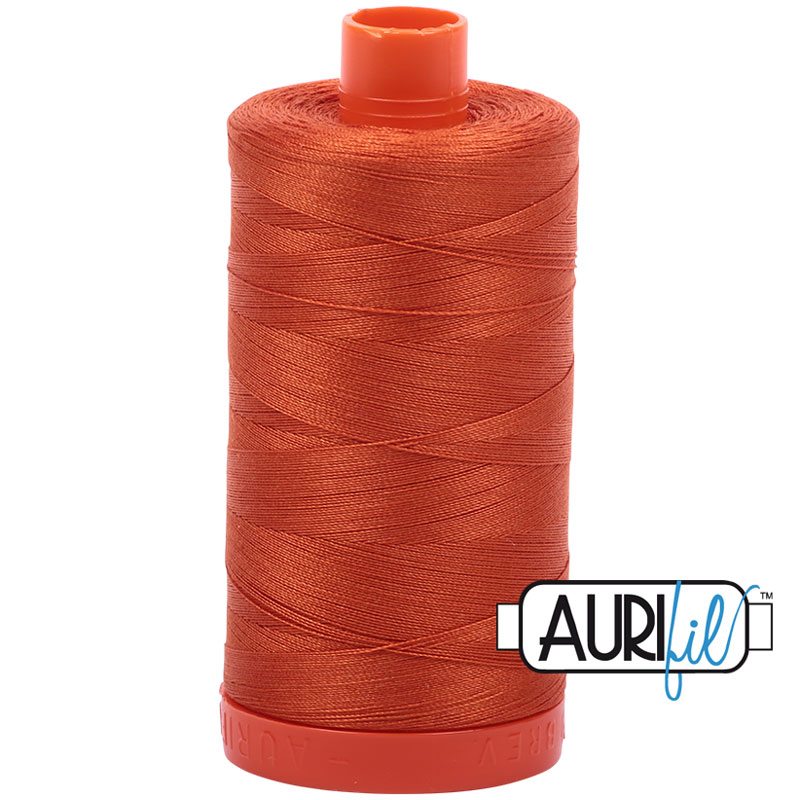 Fil à courtepointe Aurifil Coton 50wt - View 58