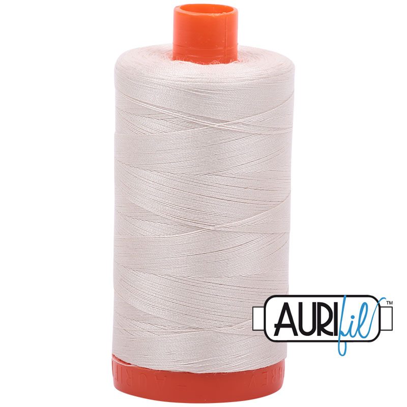 Fil à courtepointe Aurifil Coton 50wt - View 66