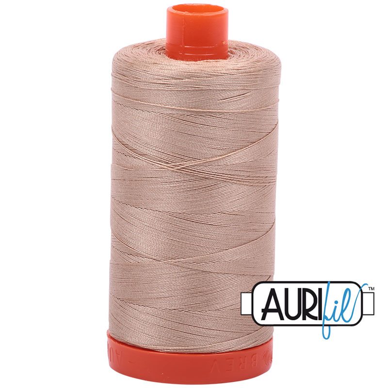 Fil à courtepointe Aurifil Coton 50wt - View 70