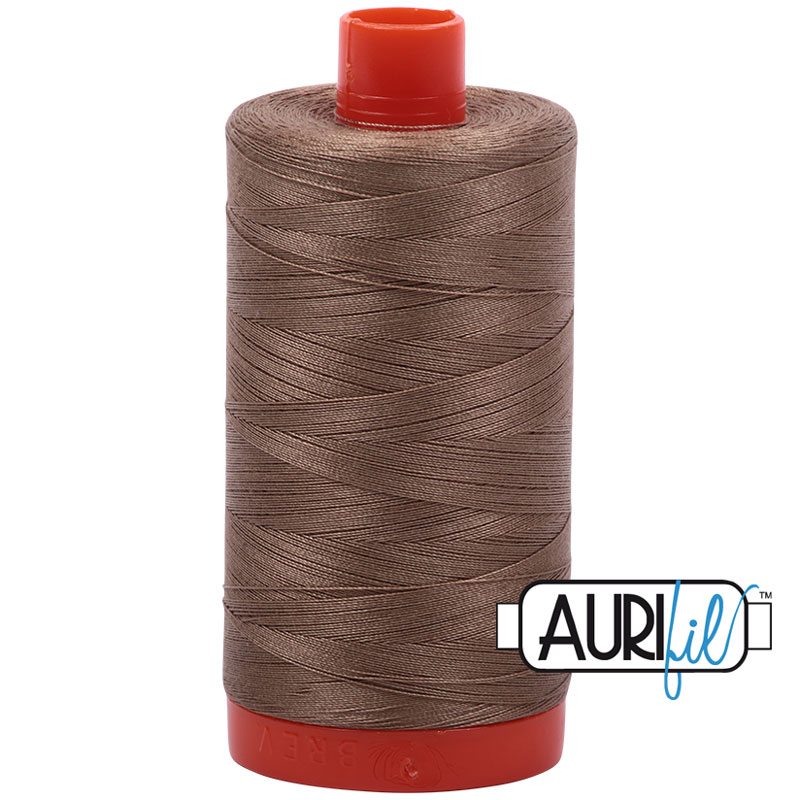 Fil à courtepointe Aurifil Coton 50wt - View 84