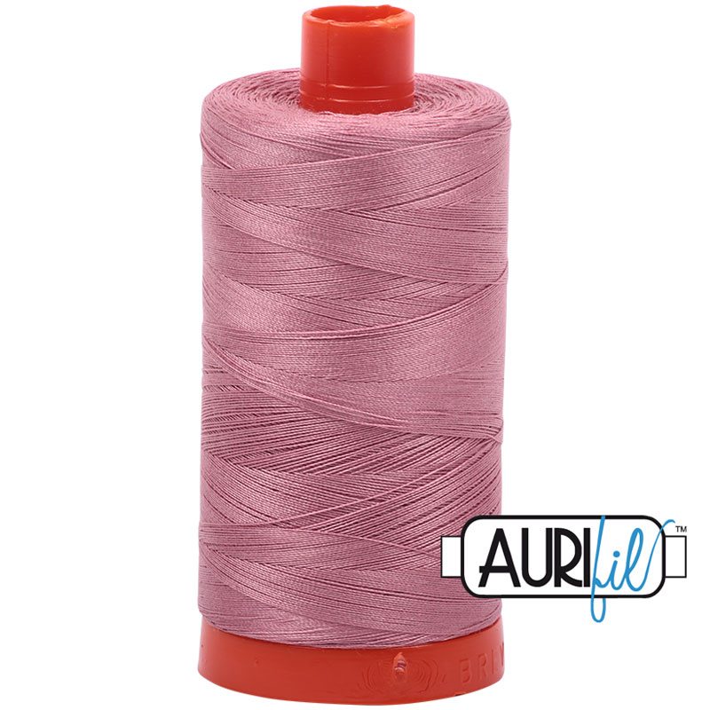 Fil à courtepointe Aurifil Coton 50wt - View 100