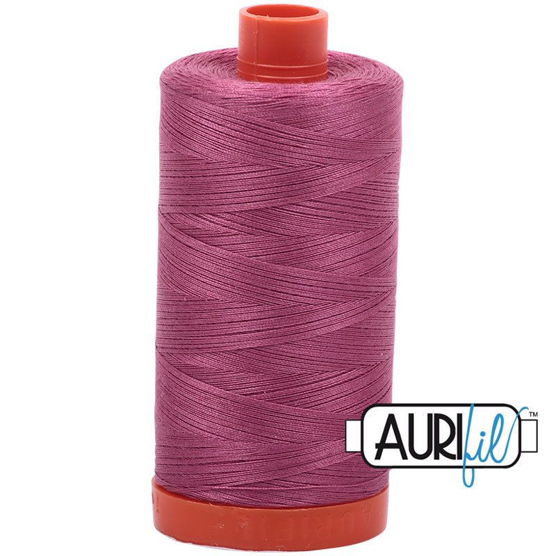 Fil à courtepointe Aurifil Coton 50wt - View 101