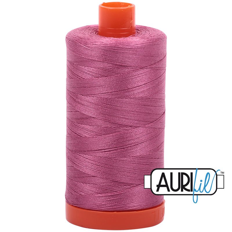 Fil à courtepointe Aurifil Coton 50wt - View 102